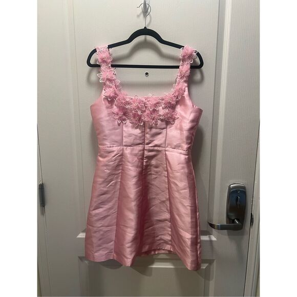 ELLIATT Elder Floral Decal Applique Mini Dress In Pink wedding Guest size L NWT - Picture 6 of 7
